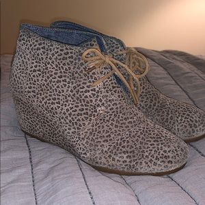 TOMS Cheetah wedge bootie